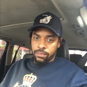 Meet your Posher, Wayne